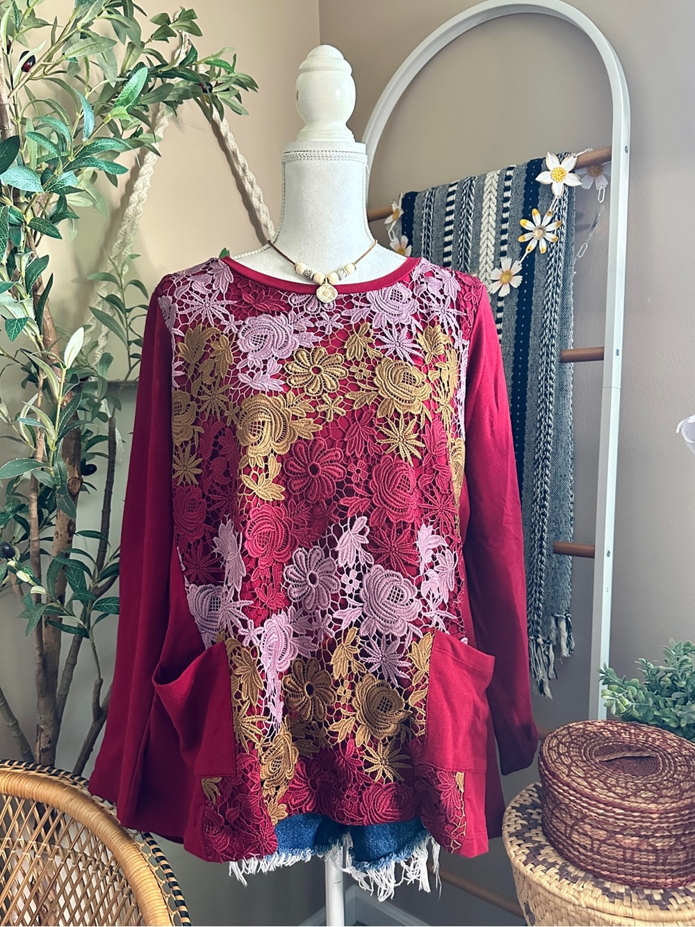 Logo Lounge Crochet Lace Floral Overlay Long Sleeve Pocket Top